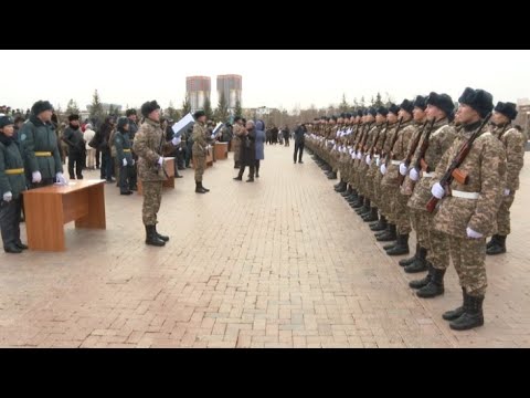 Новобранцы приняли военную присягу в Астане