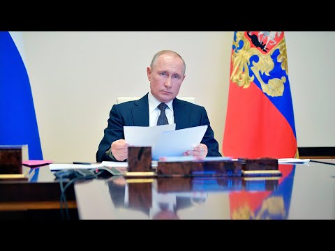 Владимир Путин проводит совещание по ситуации в районе Крымского моста.
