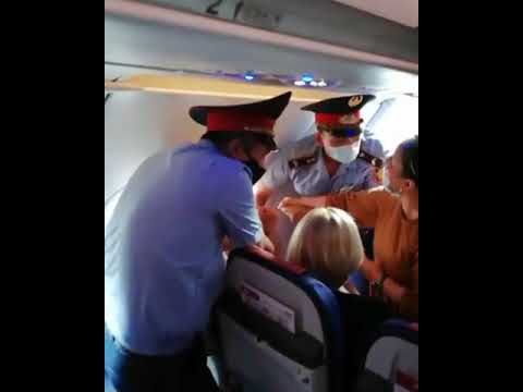 Пассажир устроил скандал в самолете рейса Алматы - Нур-Султан