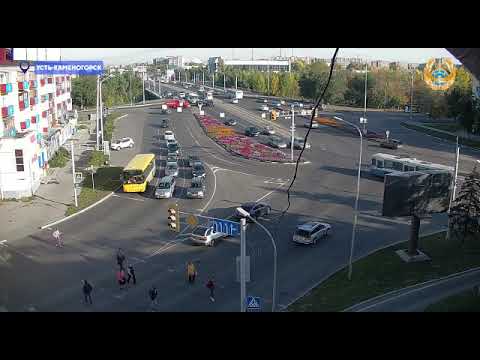 Столкновение пожарной машины и трамвая попало на видео в Усть-Каменогорске