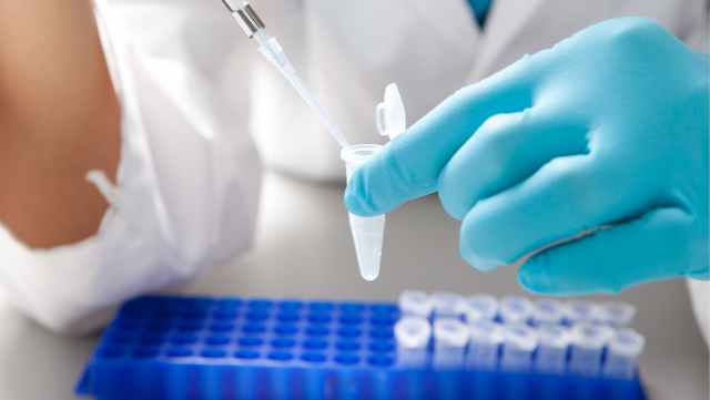 Видео: Дополнительную лабораторию для тестирования на коронавирус открыли в Костанайской области
