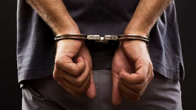 Наркозакладчика задержали оперативники в Костанае