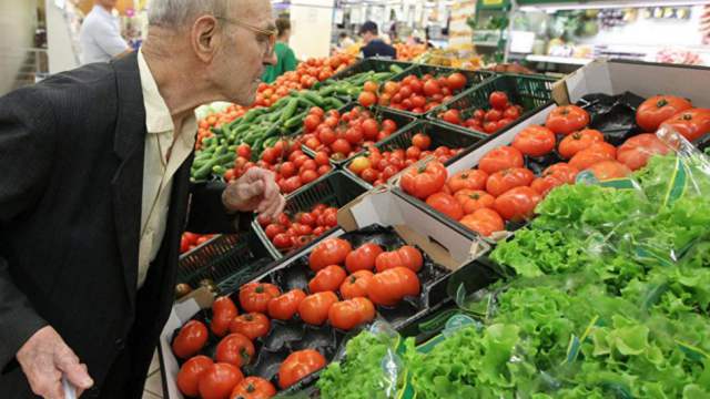 Сенатор недоумевает по поводу роста цен на продукты в Казахстане