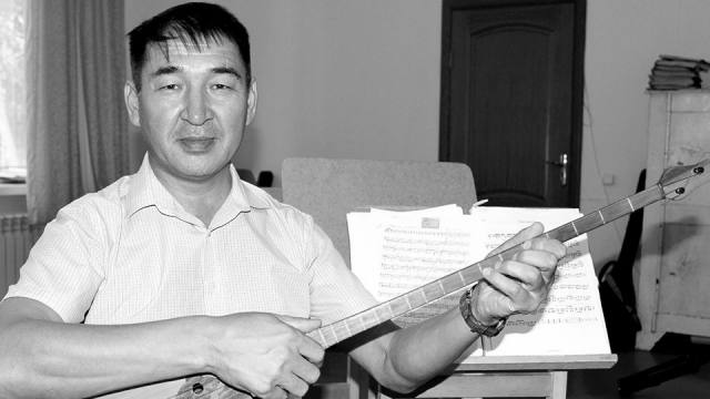 Директор Костанайской областной филармонии Назымбек Молдахметов утонул в Аркалыке