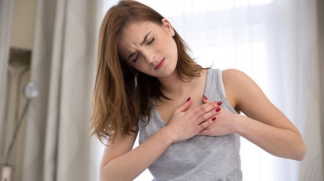 Кардиолог назвала первые симптомы инфаркта
