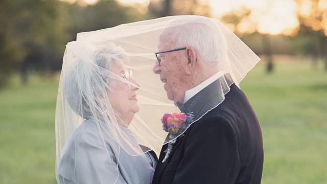93-летний закоренелый холостяк женится на 83-летней даме