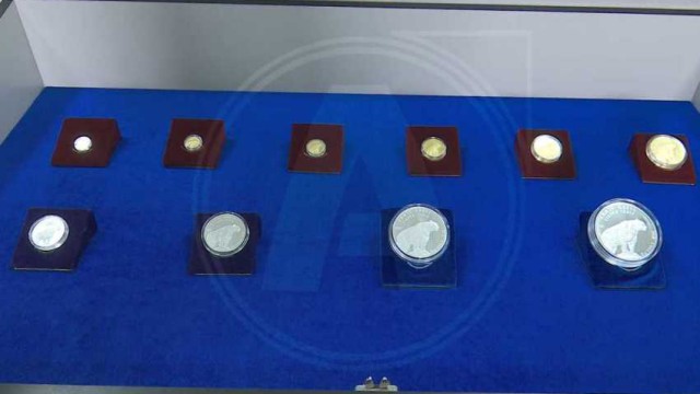 Новые золотые и серебряные монеты могут купить жители Костанайской области