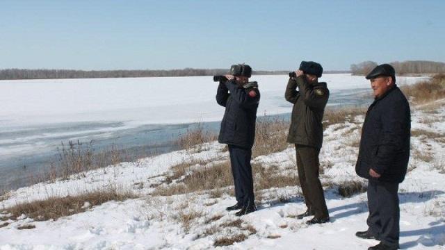 «В преддверии зимы»: Сотрудники ЧС Костаная напоминают об угрозе тонкого льда