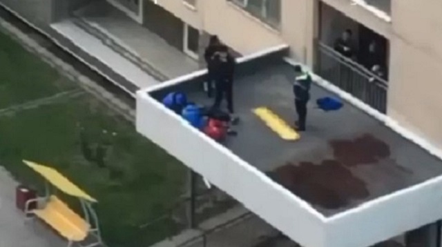 20-летний казахстанец выпрыгнул с балкона после ссоры с девушкой