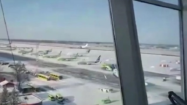 Аварийная посадка Ан-124 в России попала на видео