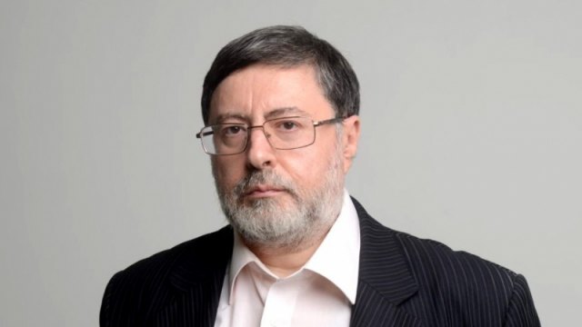 Российский писатель-фантаст Роман Арбитман умер от коронавируса
