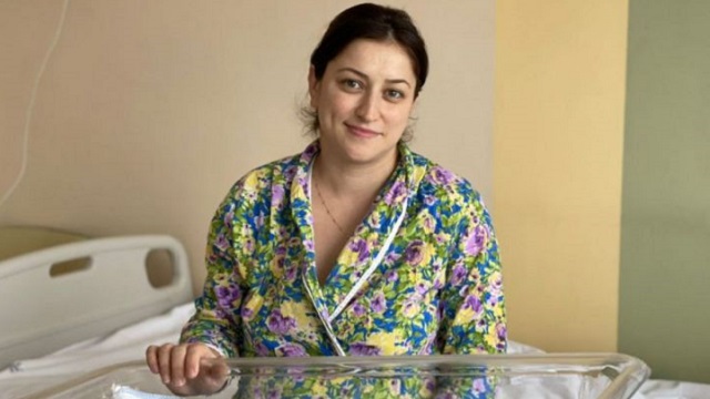 «Редкий случай»: Россиянка в течение года родила троих детей