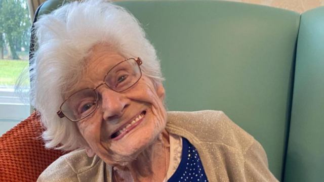 107-летняя женщина поделилась секретом долголетия