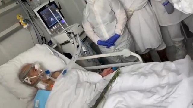 Девять человек погибли из-за прорыва кислородной трубы в больнице