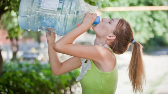 Запрет на вывоз пластиковых бутылок будет введён в Казахстане