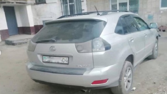 «Облил бензином»: 38-летний казахстанец угрожал самосожжением