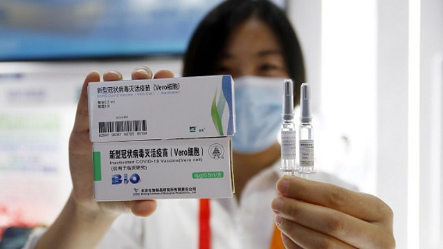 Новая партия китайской вакцины доставлена в Казахстан