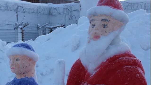 Осужденные Костаная соревновались в изготовлении снежных фигур