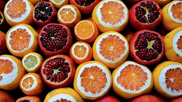 «80 тенге за кило апельсинов» — цены в Турции изумляют казахстанцев