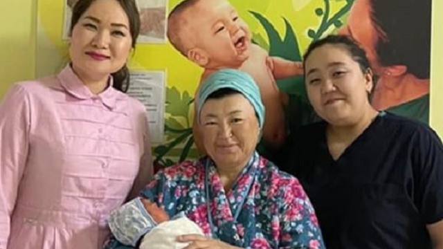 Чудо свершилось! Казахстанка родила первенца в 52 года
