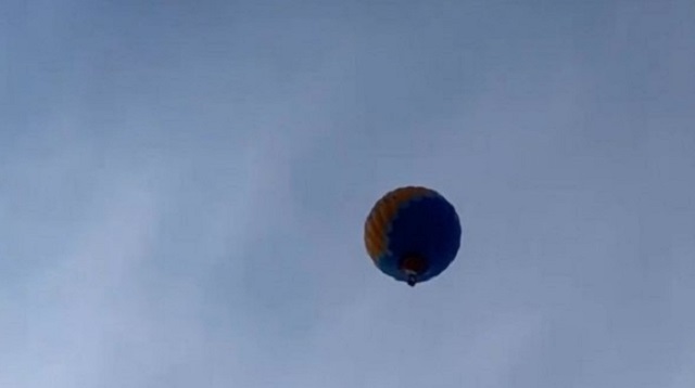 Видео: Человека унесло на воздушном шаре в Алматинской области