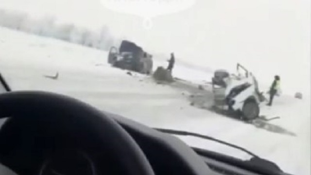 Авто разорвало пополам в Павлодарской области: Двое погибли