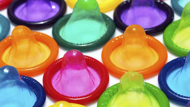 Спрос на презервативы резко подскочил в России