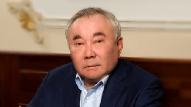 Болата Назарбаева лишили авторынка «Барыс»