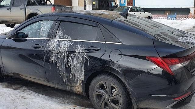 «Отстань от моего мужа»: Новое авто облили кислотой в Лисаковске