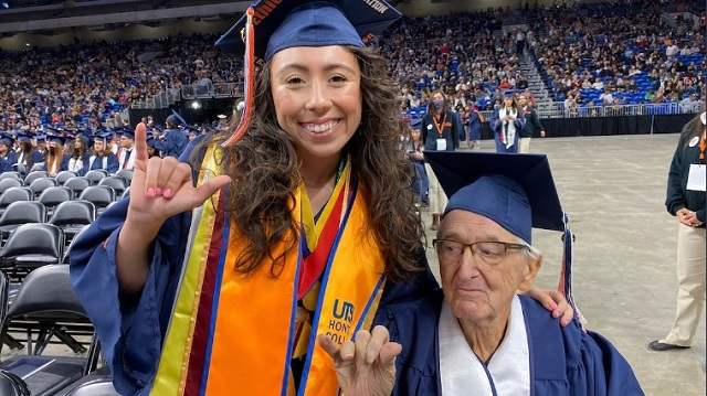 Внучка и 87-летний дедушка окончили университет в один день