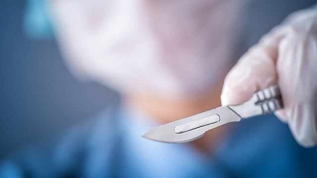 Во время обрезания ребёнку отрезали часть полового члена