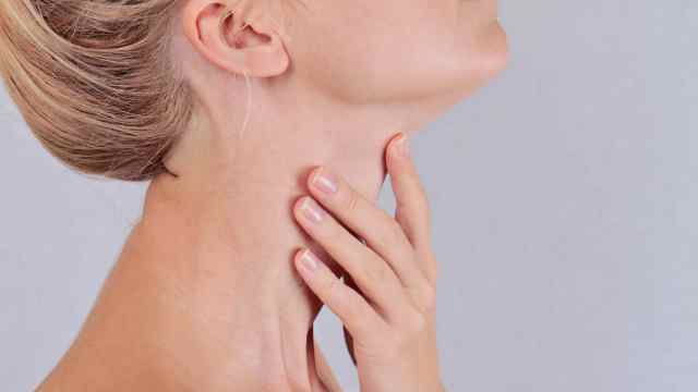 Названы простые способы распознать болезни щитовидной железы
