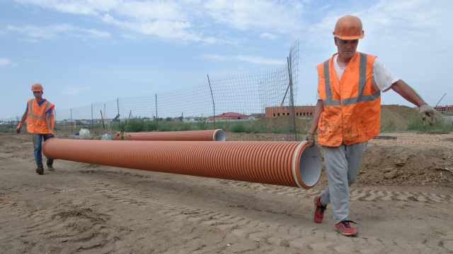 Потопов будет меньше: две ливневые канализации строят в Костанае