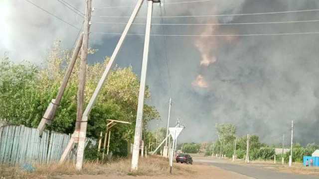 «День превратился в ночь» — очевидец о пожаре в Аманкарагае