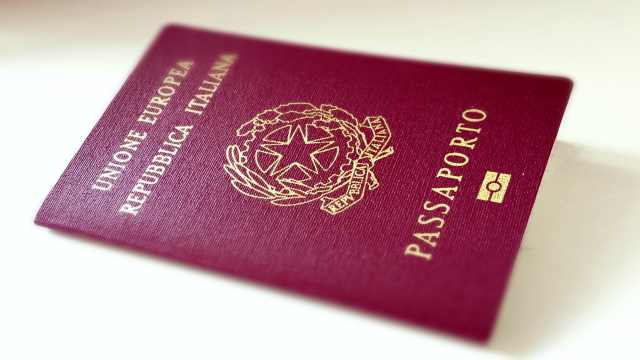 Костанайка пять лет молчала о получении гражданства Италии