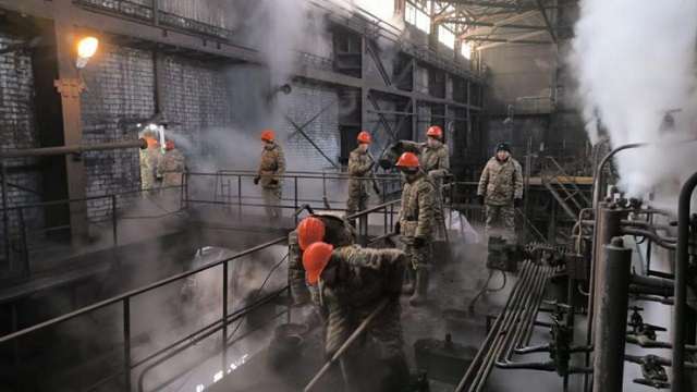 Пожар на ТЭЦ-1 в Семее: уголь на станцию подают вручную