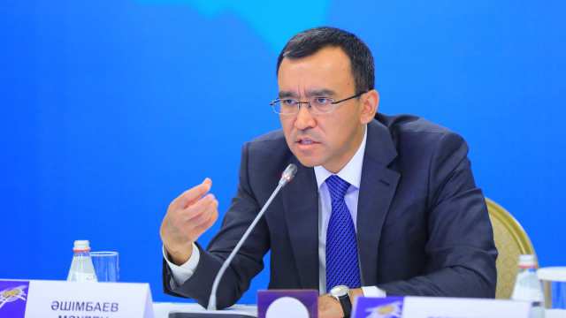 Маулен Ашимбаев избран на пост председателя Сената