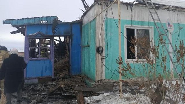 Все были на работе: частный дом сгорел под Костанаем