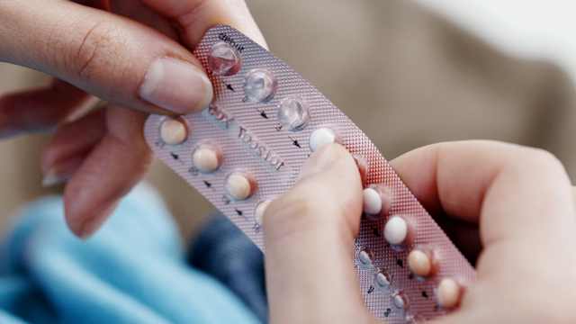 Оральные контрацептивы повышают риск рака груди — учёные