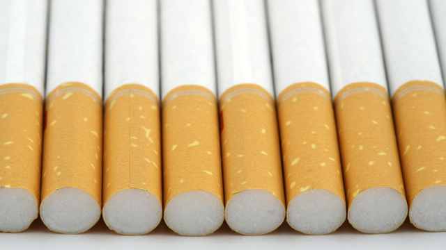 Нелегальные сигареты продавали на рынке в Костанае