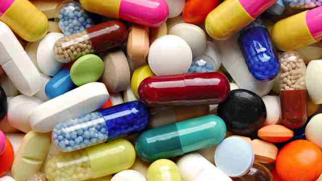 Почему таблетки делают разного цвета