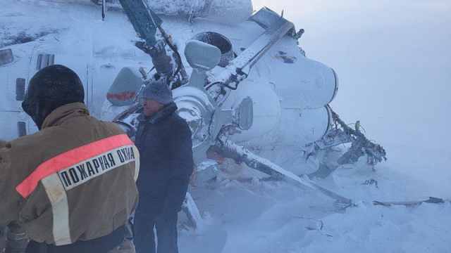 Четыре казахстанца погибли при жёсткой посадке вертолёта