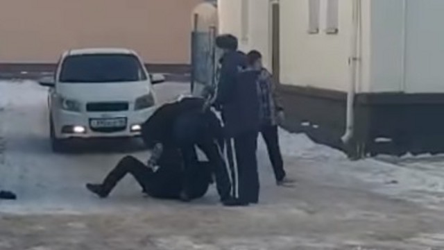 Задержание правонарушителей попало на видео в Рудном