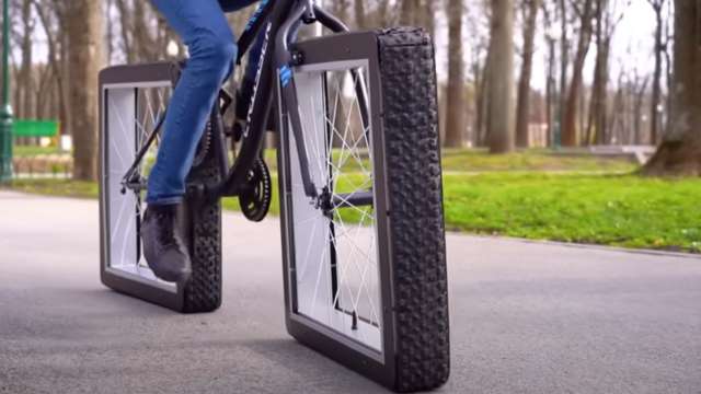 Мужчина изобрёл велосипед с квадратными колёсами