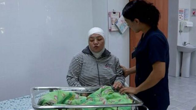 Старшему — 21: 40-летняя казахстанка родила 11-го ребёнка