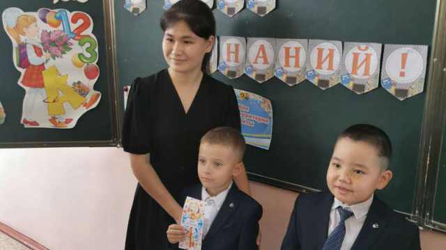Рудничанка вернулась в родную школу в качестве учителя