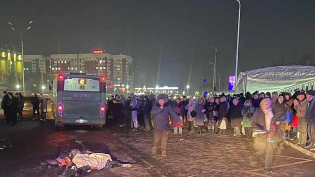 Пассажир ударил женщину-водителя в Алматы: есть погибшие