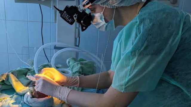 Недоношенных малышей начали оперировать в Костанае
