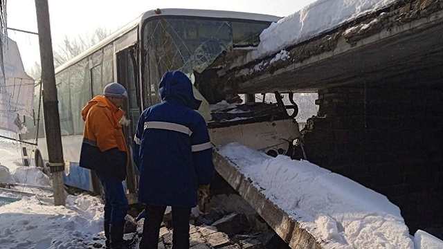 В Усть-Каменогорске водитель автобуса уснул за рулем