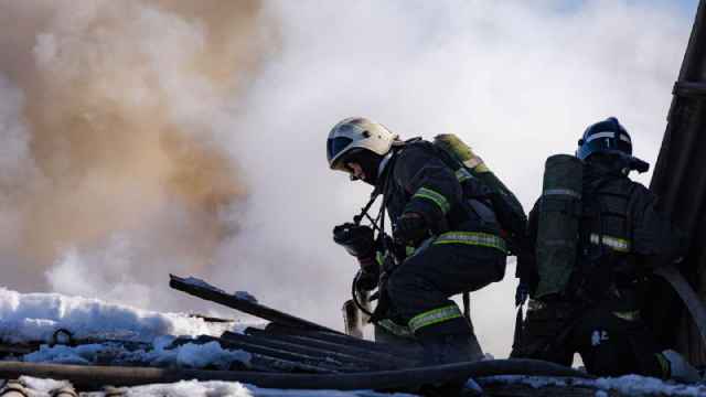 Газовый баллон вовремя эвакуировали пожарные в Костанае